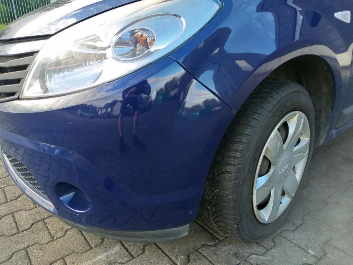 Dacia Sandero original Stoßstange Stossfänger vorn OV61H Blue Marine Bj.2009